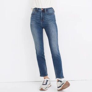 Madewell Roadtripper Stovepipe Jeans in Randie Wash